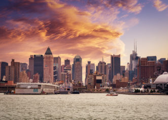 Instagram bought by Facebook at an astonishing price of 1 billion dollars